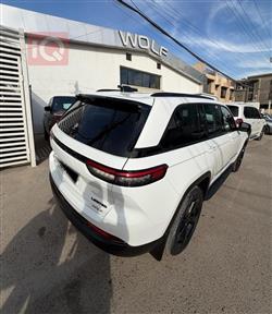 جيب جراند شيروكي